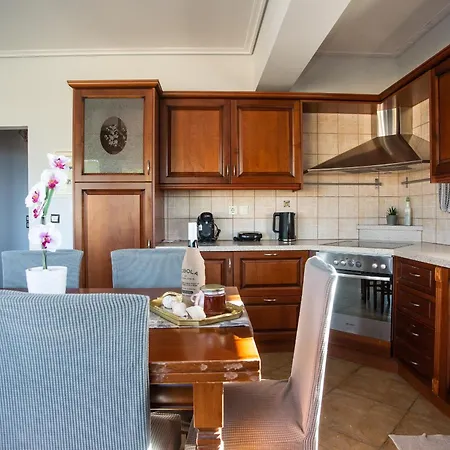 Irida's House * Lakíthra