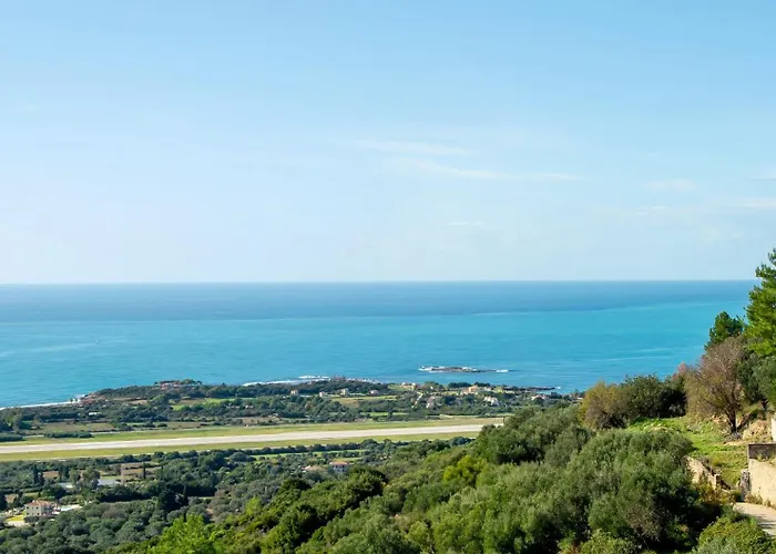 Irida's House 펜션 Lakíthra