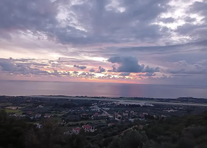 Irida's House 度假居 *